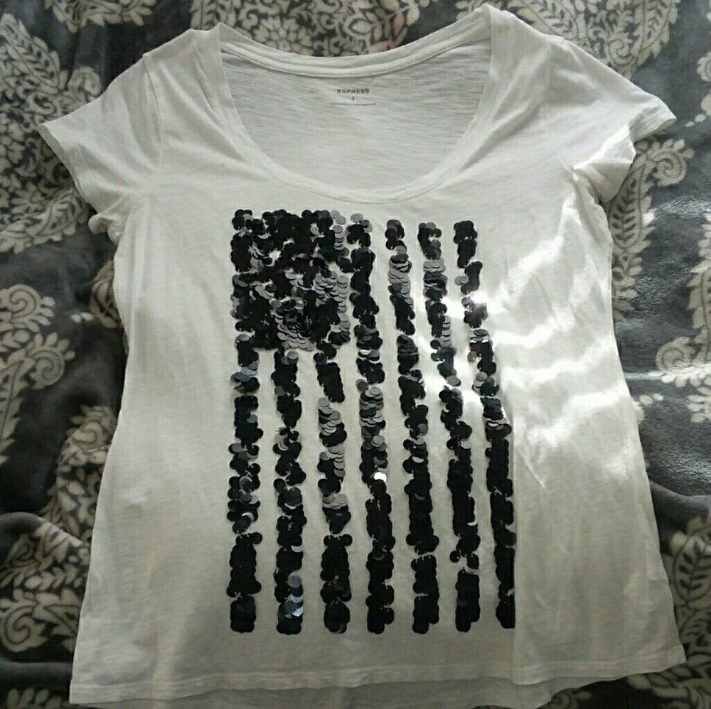 express t-shirt with sequins size sm